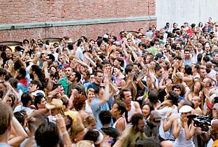 Warm Up 2008 lineups announced image