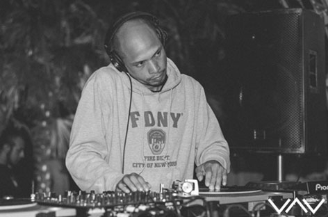 Binh returns to Time Passages with ThisThat EP image