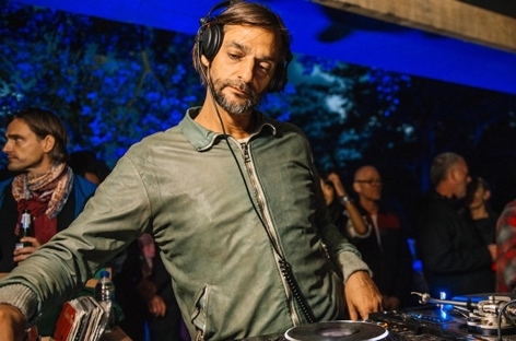 Ricardo Villalobos announces four-track double-EP on Deset image