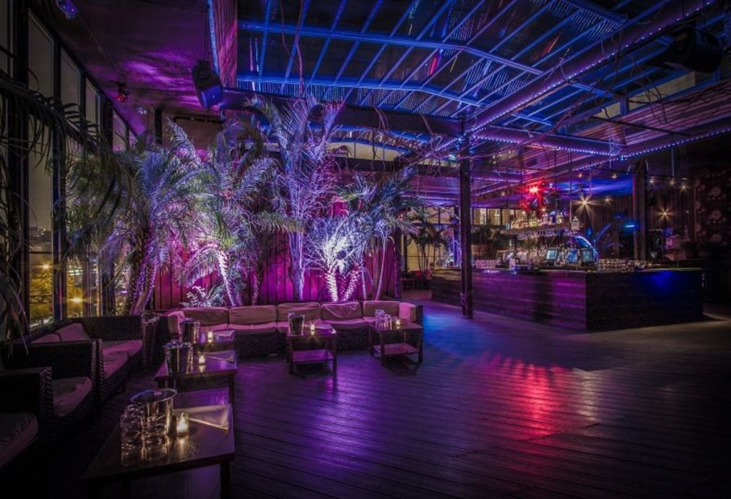 The Dl Rooftop Lounge Nyc Saturday Nights Admission 22 At The Dl 95 Delancey Street New York Ny New York