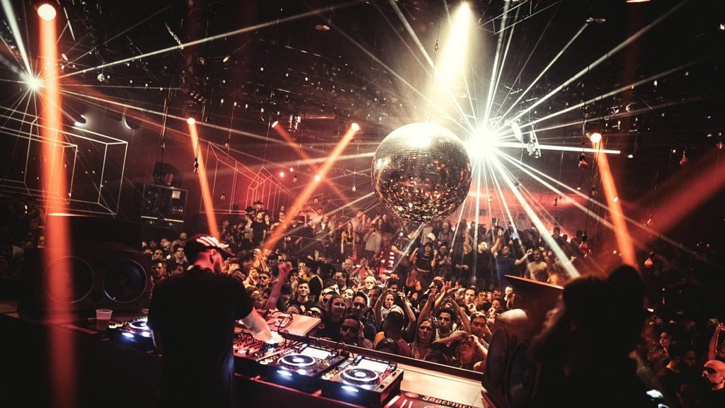Montreal venues plan street march to protest indoor dancing ban image