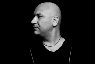 D Deck Artist Profile