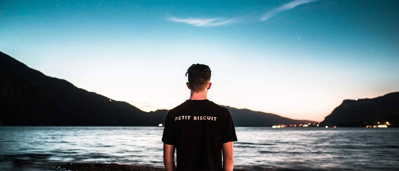 Cover image for Petit Biscuit
