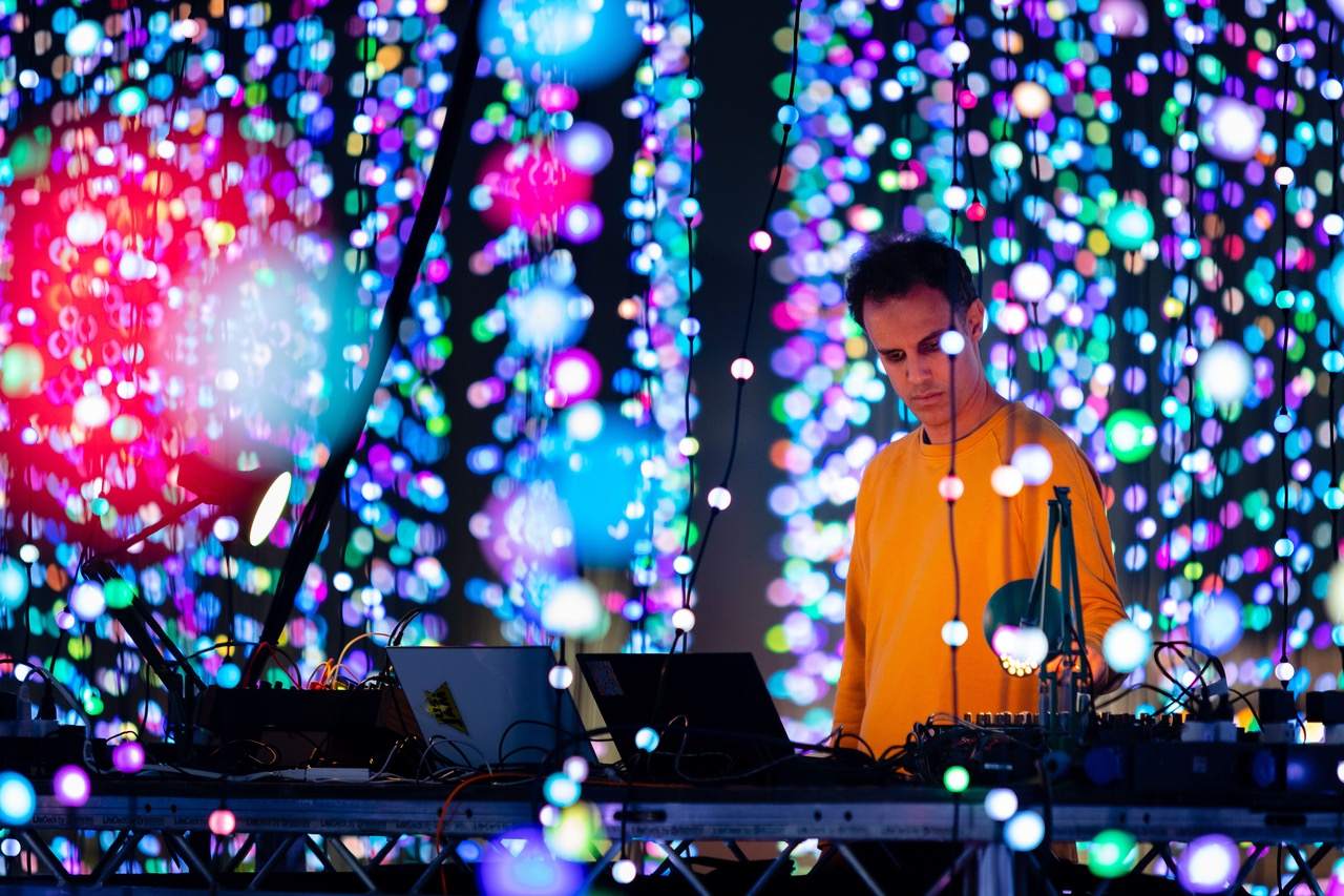 Eat Your Own Ears Presents Four Tet With lighting by Squid Soup - フライヤー表