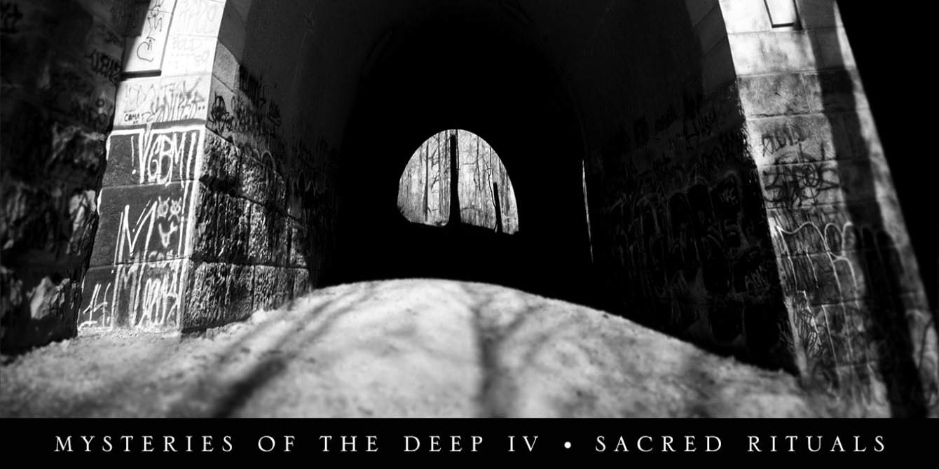 Mysteries Of The Deep IV • Sacred Rituals - Página frontal