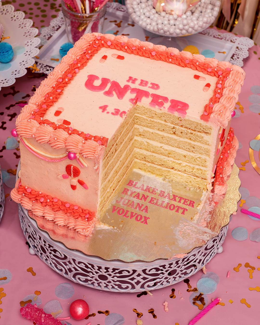 Unter Birthday Bake Off - Página trasera