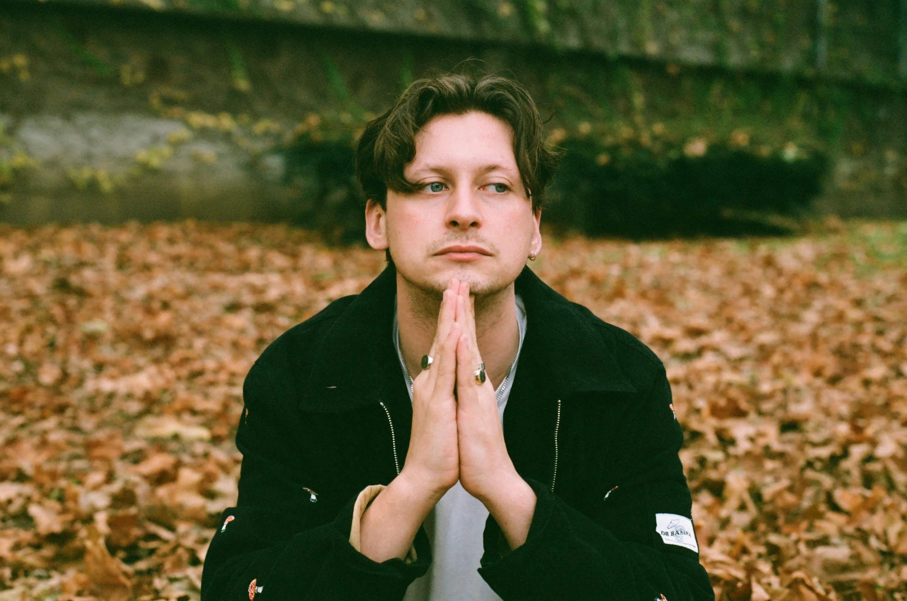 Barry can t swim. Barry can't swim jazz club after hours. Barry can t swim. Barry can't swim jazz club after hours. Barry can t swim.