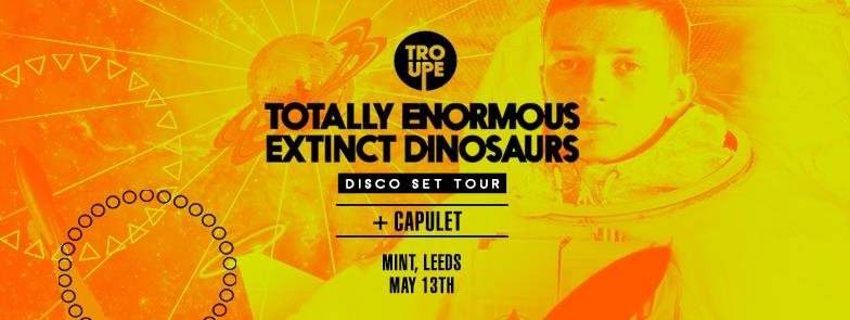 [CANCELLED] Totally Enormous Extinct Dinosaurs - A Journey Around the Galaxies - Página frontal