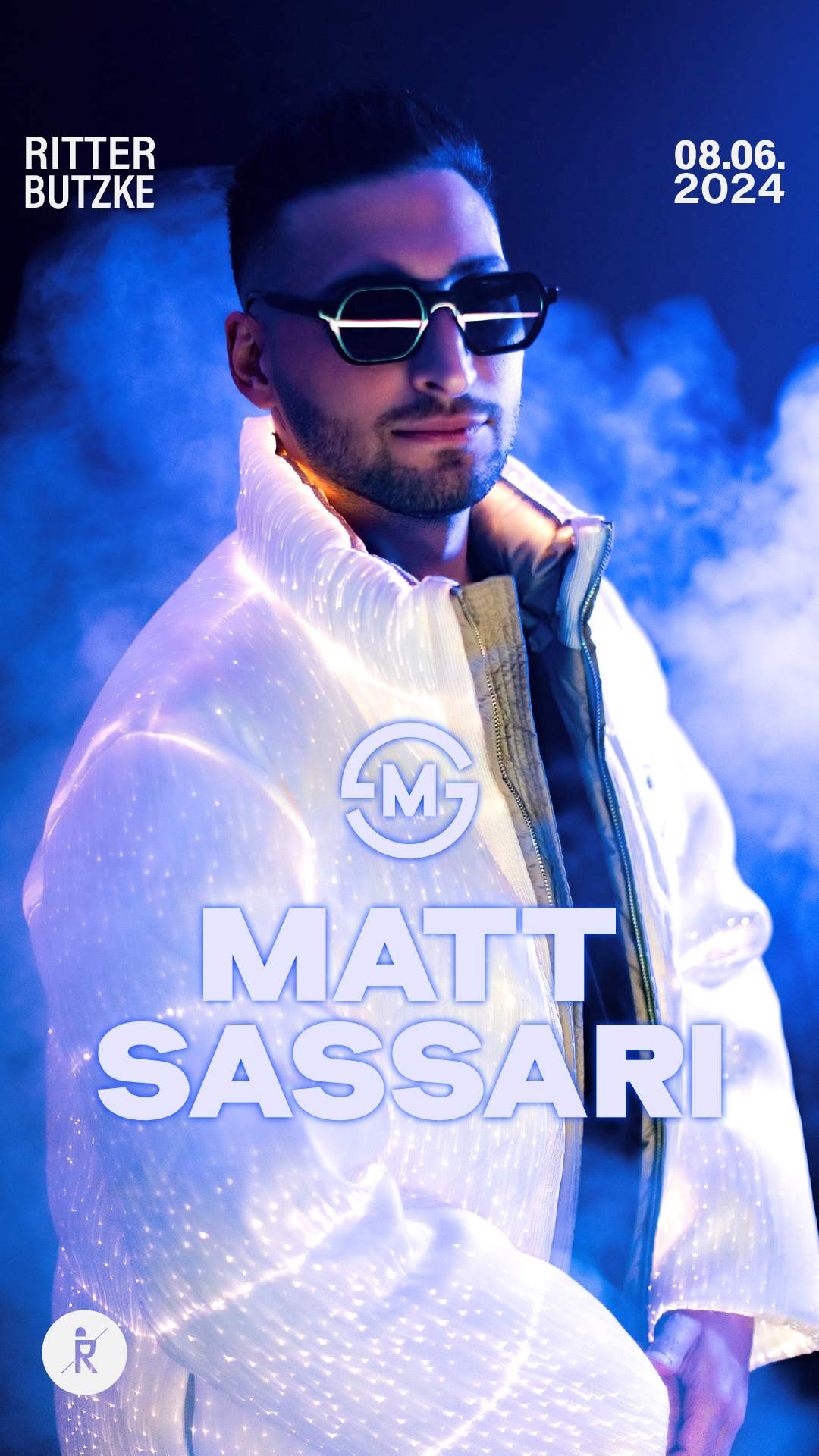 Matt Sassari - Página trasera