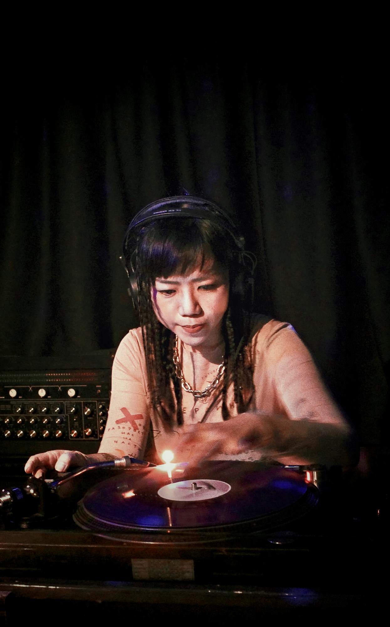 Yisekai with PC, WOONji, Loisey, OMEGA-G & Jerry at 宀 Club, Hong Kong