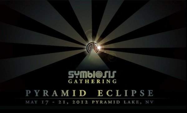 Symbiosis Gathering 2012: Pyramid Eclipse - Página frontal