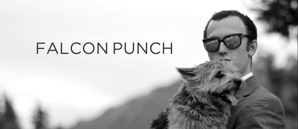 Moon - Falcon Punch  - Página frontal