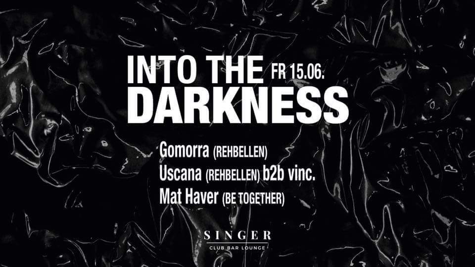 Into the Darkness - Página frontal