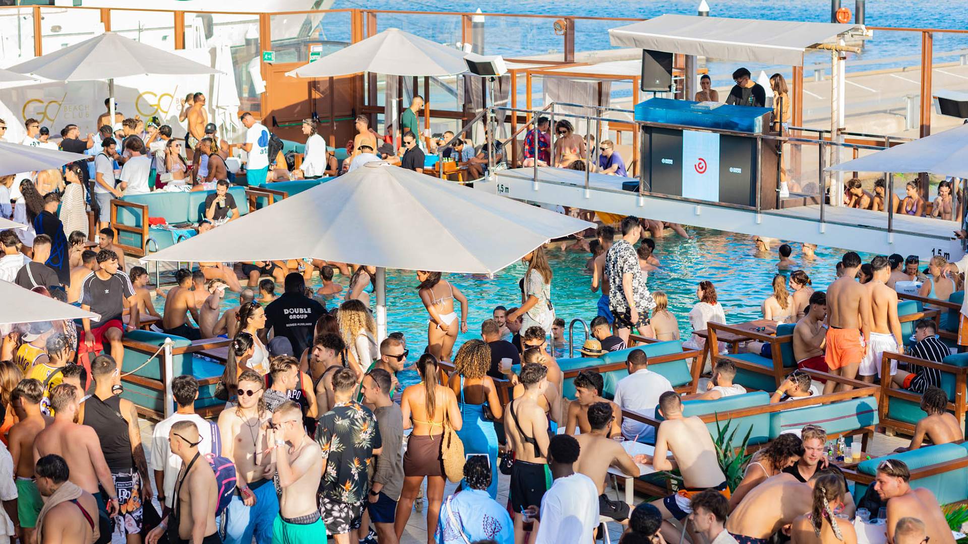 90s-00s REMEMBER POOL PARTY at Seaseaclub Barcelona, Barcelona
