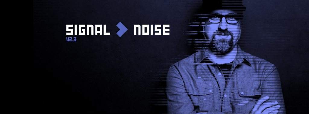 Signal > Noise v2.3: Derek Plaslaiko - Página frontal