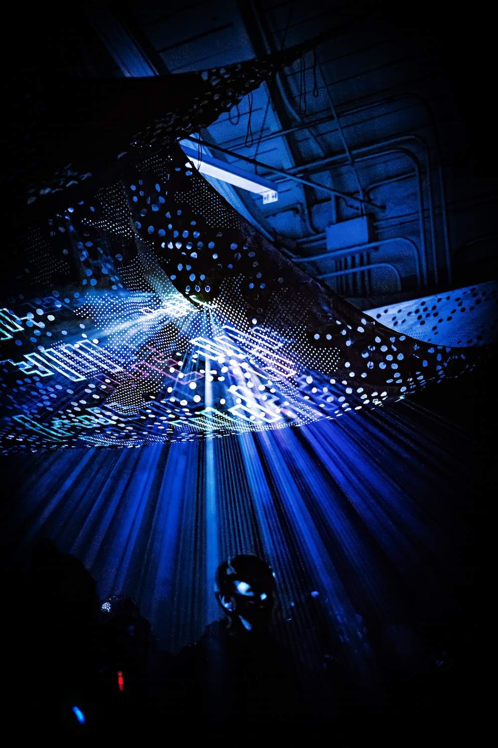 Endzeit: Mike Parker, .VRIL and Neel // Mary Yuzovskaya at