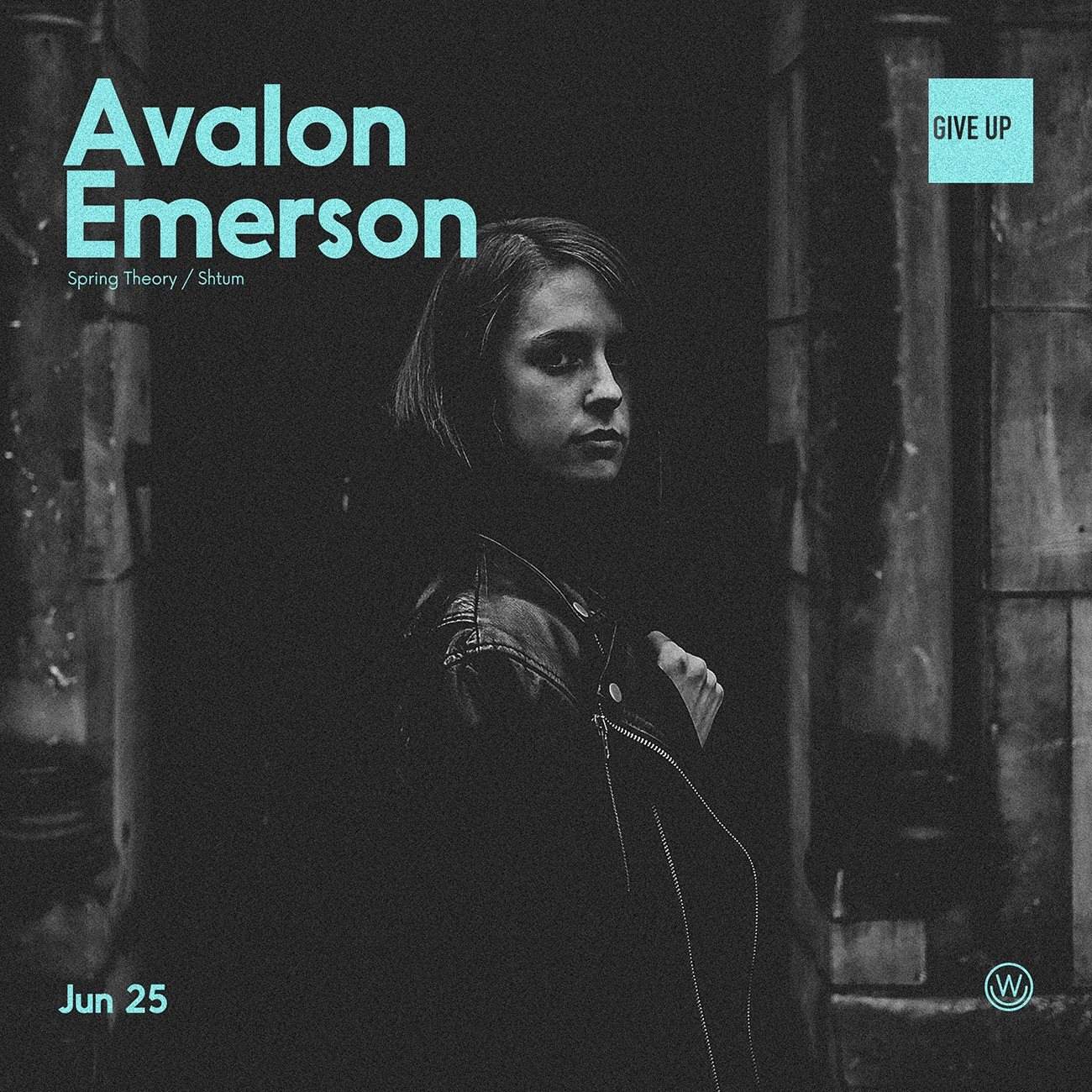 Avalon Emerson en Tijuana - Página trasera