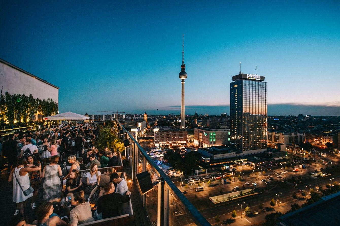 Summer Rooftop Party Club at Weekend, Berlin