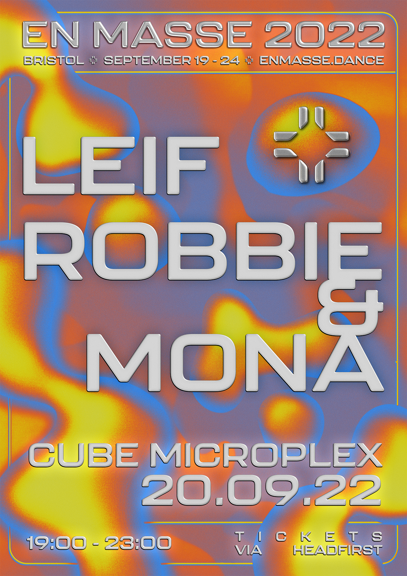 En Masse w/ Leif and Robbie & Mona - Página frontal