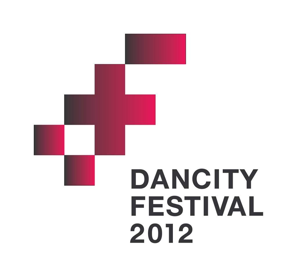 Dancity Festival 2012 Day 1 - Página trasera
