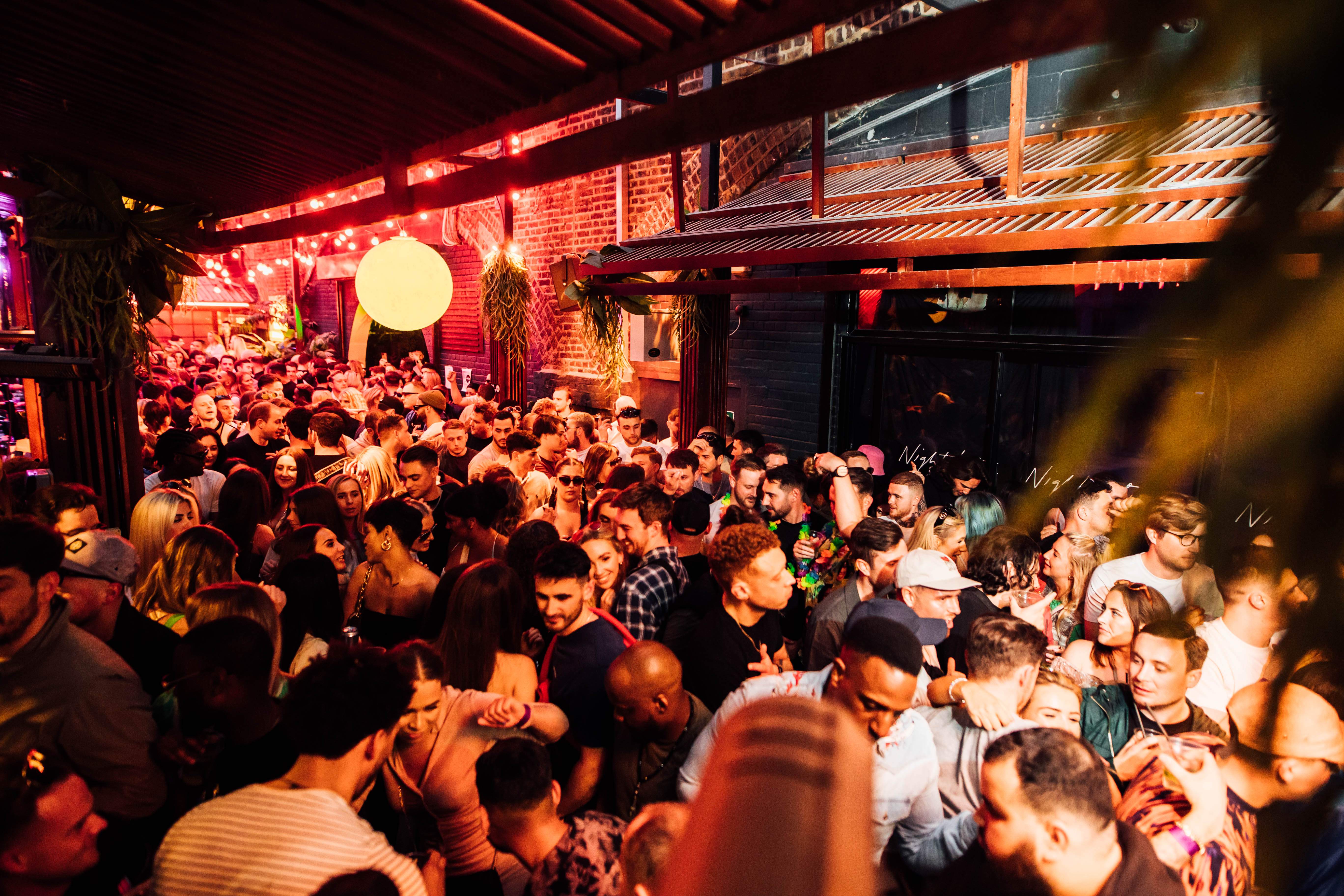 [Day&Night] Paraiso Disco: Disco, House & Classics w/ Melle Brown - Flyer front