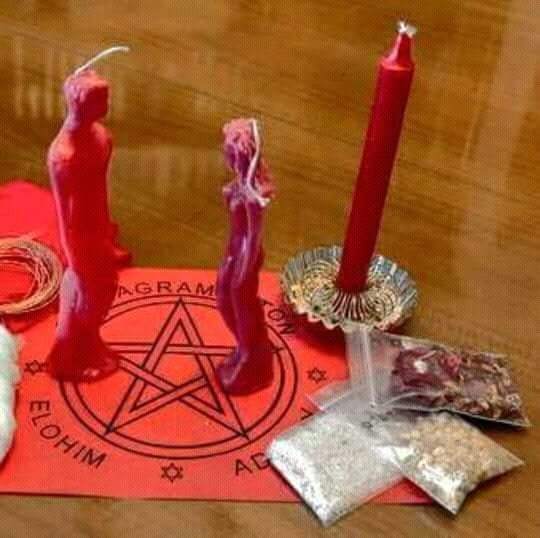 Rituel De Magie Noire Pour Séparer Un Couple Marié Ou Pacsé - Service De Voyance Et Medium - Origine France