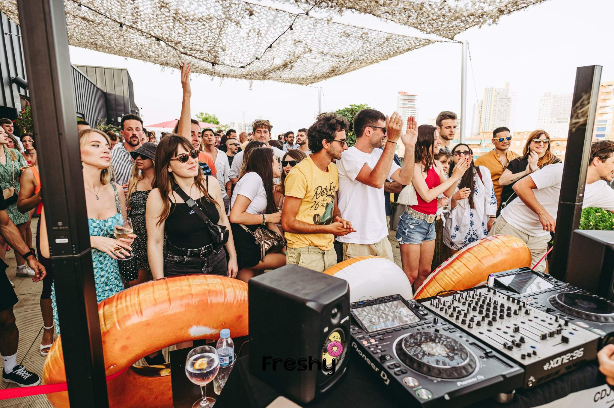 Beach clubs y rooftops DJ