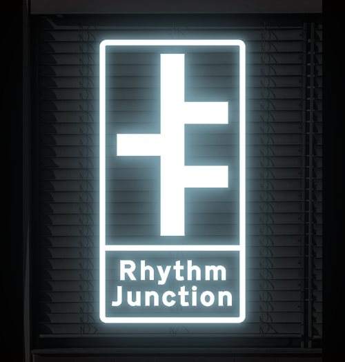 Rhythm Junction's 1st Birthday with Dvs1 - Página trasera