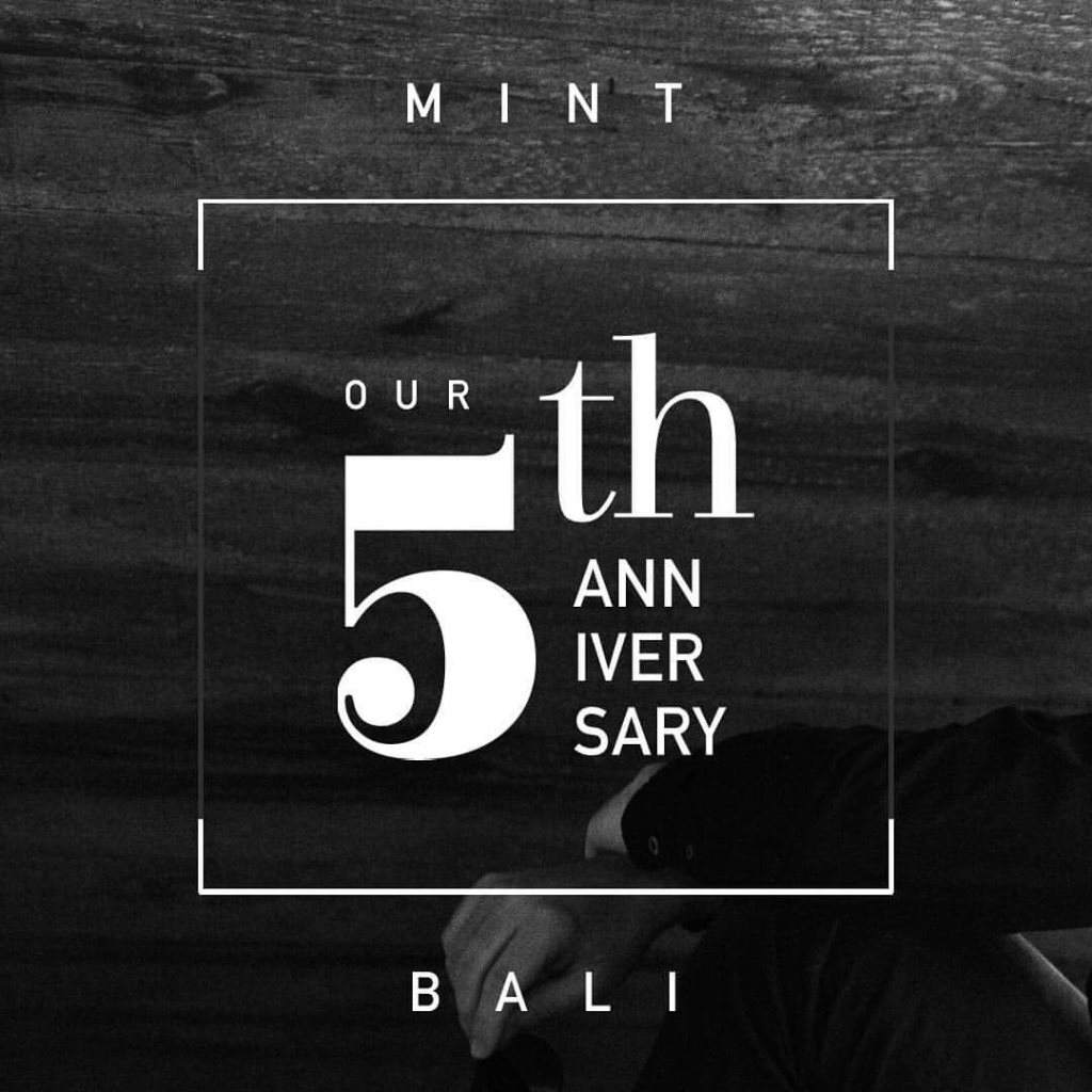 Mint 5 Years Anniversary - Página frontal