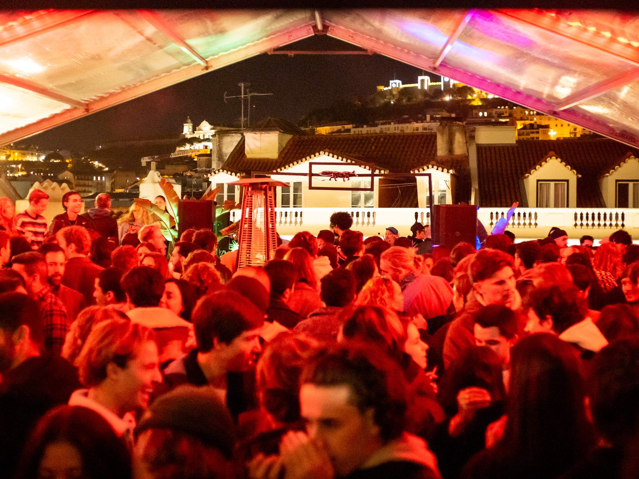 groove4fun W/ DEDE (DE) at Carmo Rooftop, Lisbon