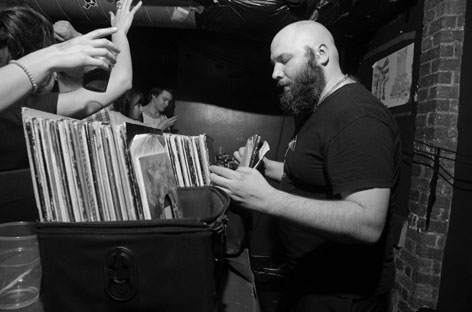 Prosumer parties with Animals Dancing on NYD image