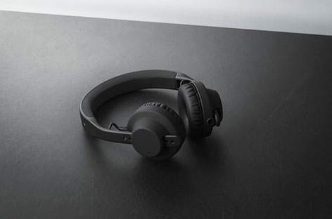 AIAIAI seeks funding to produce wireless Bluetooth headband for TMA-2 headphones image