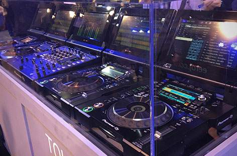 Pioneer DJが新たなCDJとミキサーの試作機を公開 image