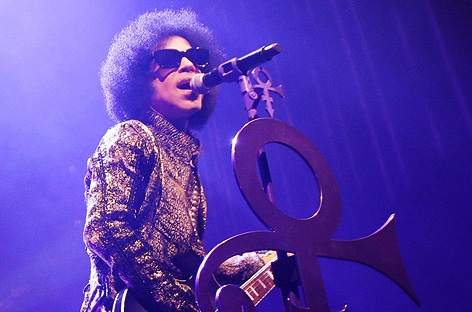 Electronic music world pays tribute to Prince image