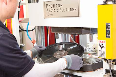 New vinyl pressing plant opens in Seoul image