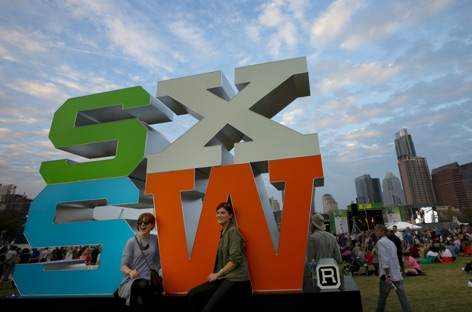SXSW says it will amend artist contracts in 2018 to remove immigration authorities clause image