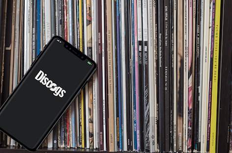 Discogs now lets you buy records using iOS app image