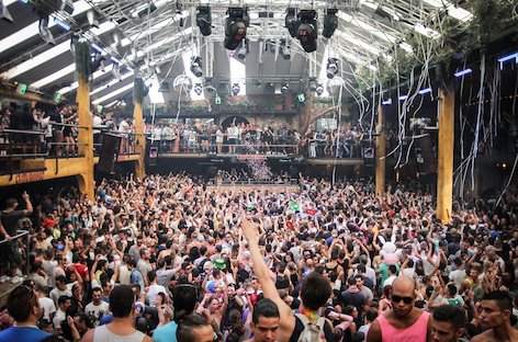 Chinese company brings 2500 staff to Amnesia Ibiza for private party with Jennifer Lopez image