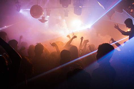 Berlin clubs and politicians take steps towards sustainable nightlife image