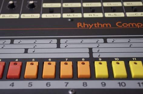 RolandがドイツでTB-303とTR-808のデザインの商標登録を出願 image