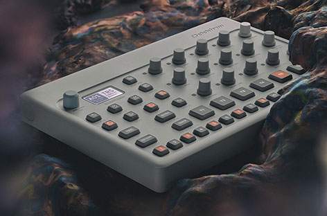 ElektronがFMベースのグルーヴボックスModel:Cyclesを発表 · News ⟋ RA