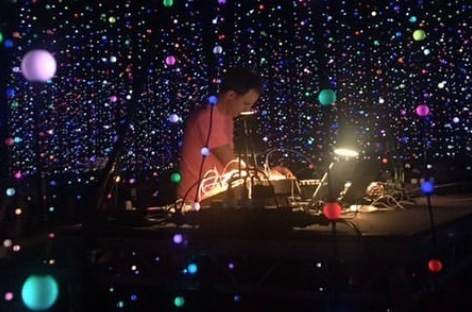 Four Tet announces American live shows with Squidsoup visuals image