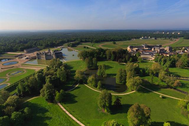 H A ï K U invites Âme, Leon Vynehall to Domaine de Chantilly's English garden image