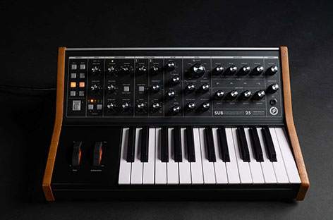 Moog releases new portable Subsequent 25 synth image