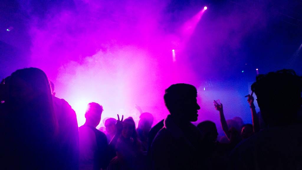 86,000 UK nightlife jobs lost during the pandemic, new report finds image