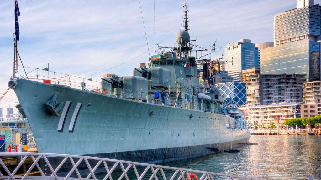 Adi Toohey, Simon Caldwell to play on a decommissioned Navy destroyer in Sydney Harbour image