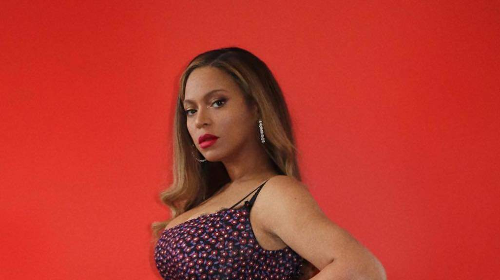 Beyoncé's new dance single samples Robin S.'s 'Show Me Love' image