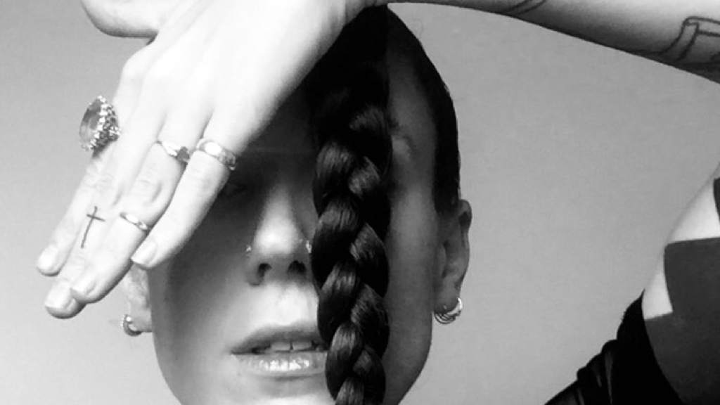 Mix Of The Day: Esmé · News RA