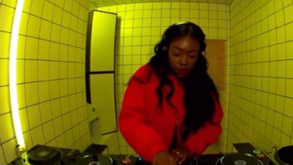 Mix Of The Day: Jacklyn · News RA