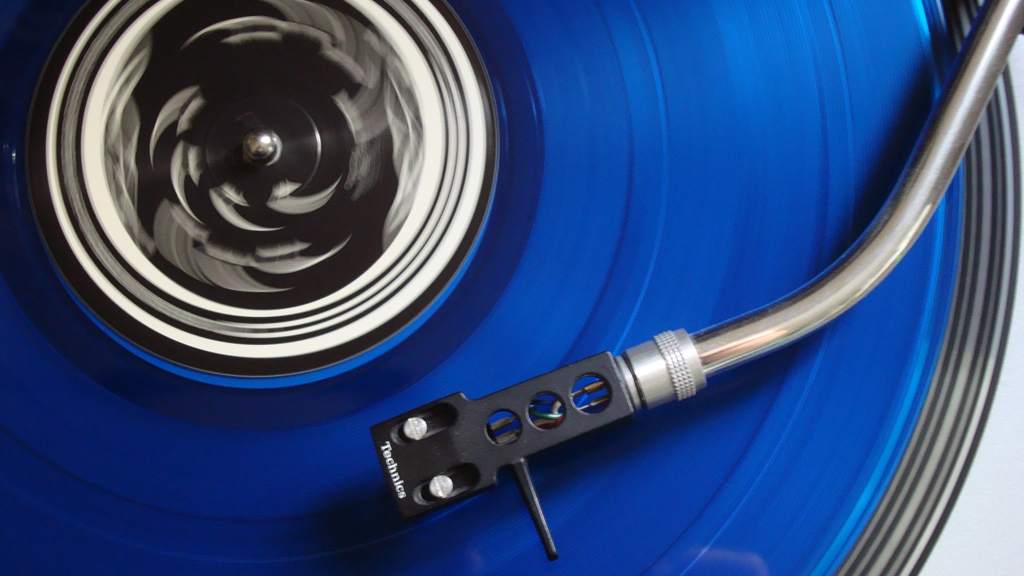 New book MusicQuake captures influential moments in electronic music